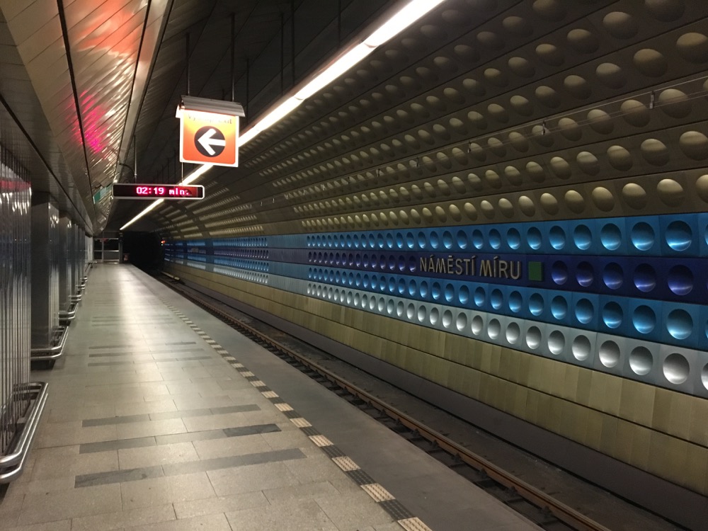 prager-metro-station-2016
